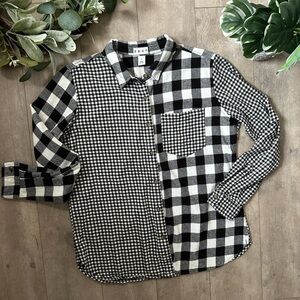 Dash Boutique Mixed Media Flannel Shirt Plaid Button Down Black White size small